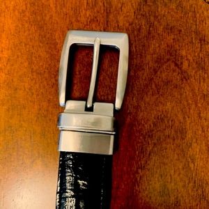 Brighton Black/Brown Leather reversible belt.  34